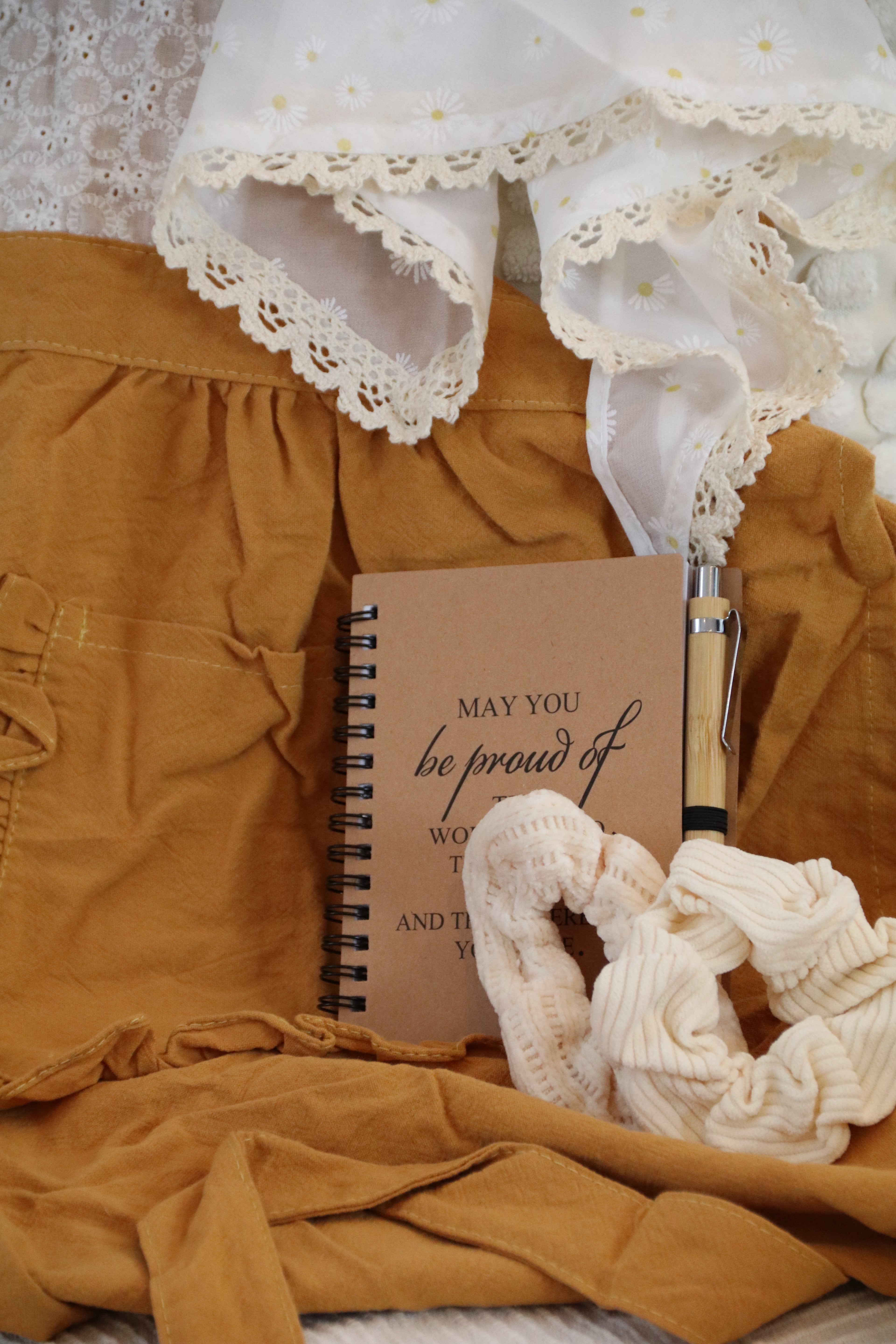 Golden Daisy” Apron & Accessory Set — Warm, Handmade, and Full of Charm