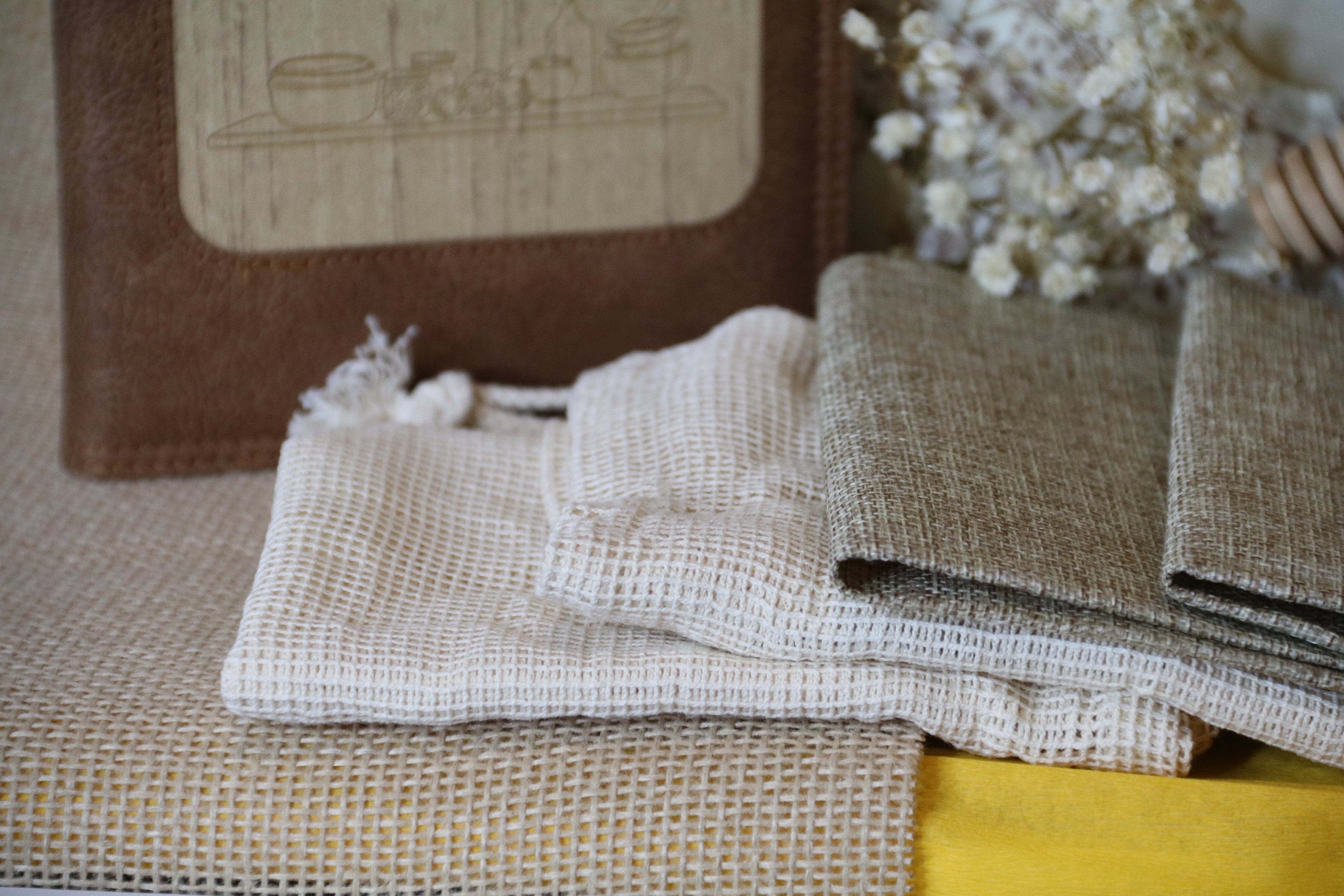 Rustic Kitchen Gift Set “Warm Recipe” — Linen Accessories & Recipe Journal