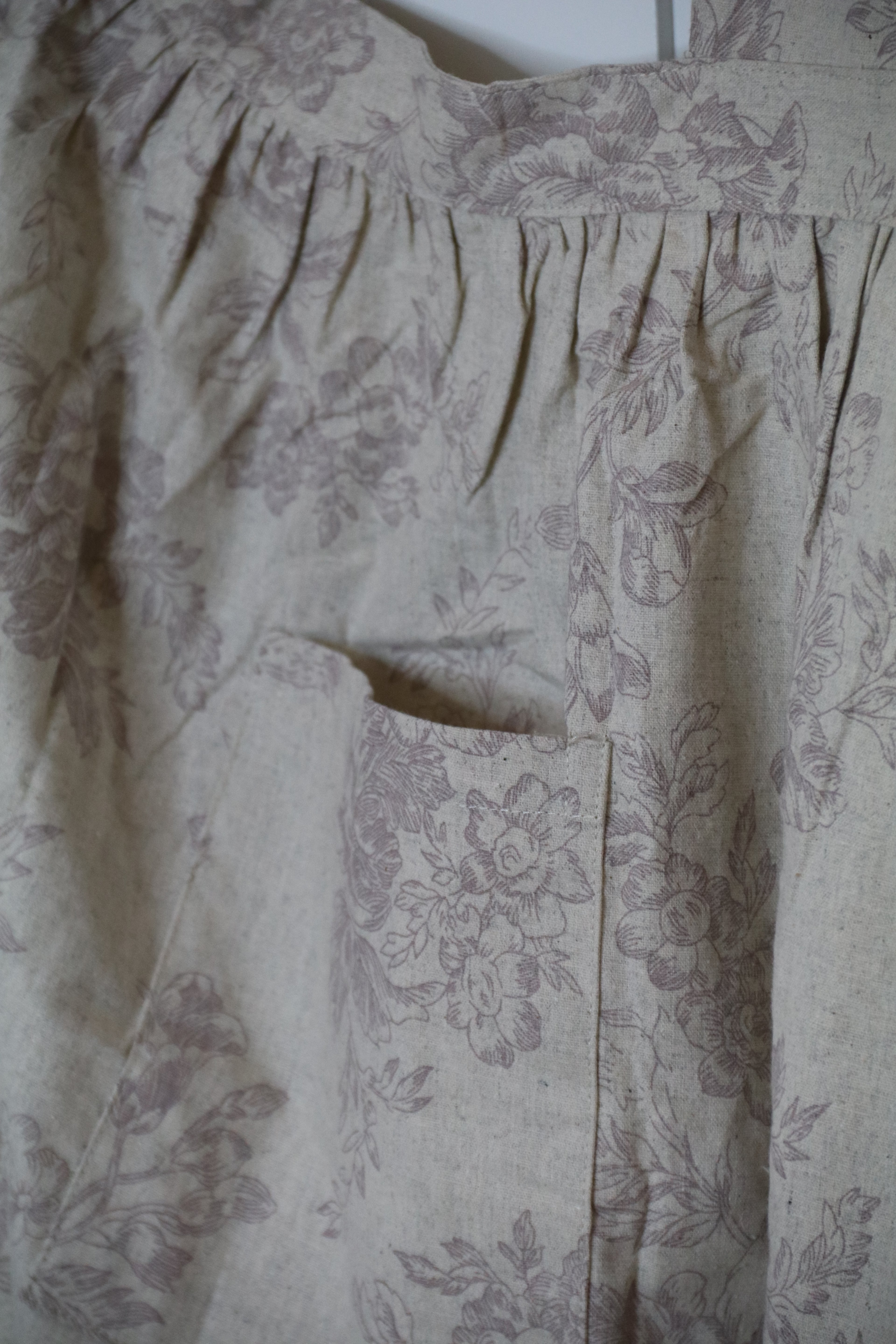 Linen Morning” Apron & Cozy Gift Set — Calm, Natural, and Timeless