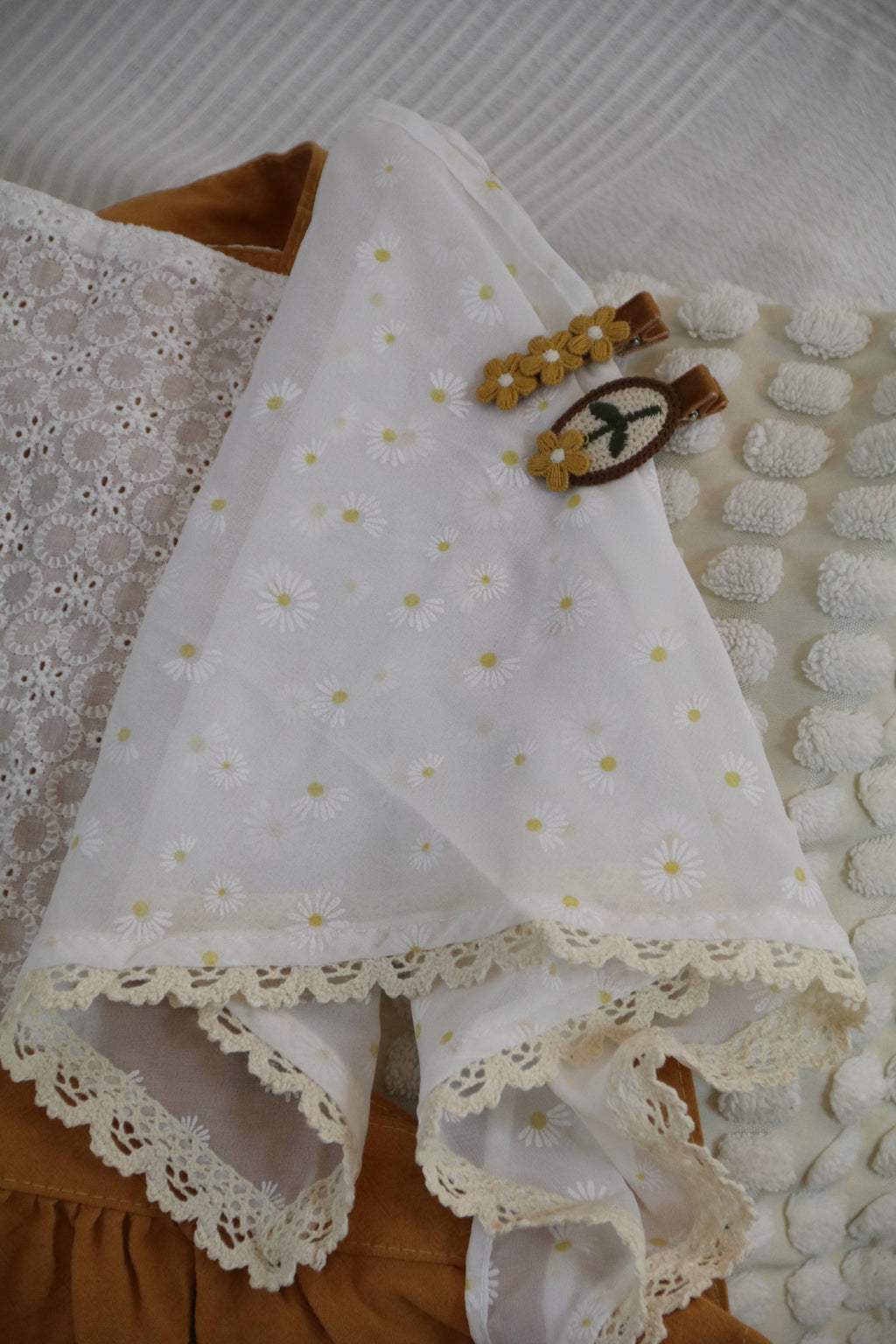 Golden Daisy” Apron & Accessory Set — Warm, Handmade, and Full of Charm