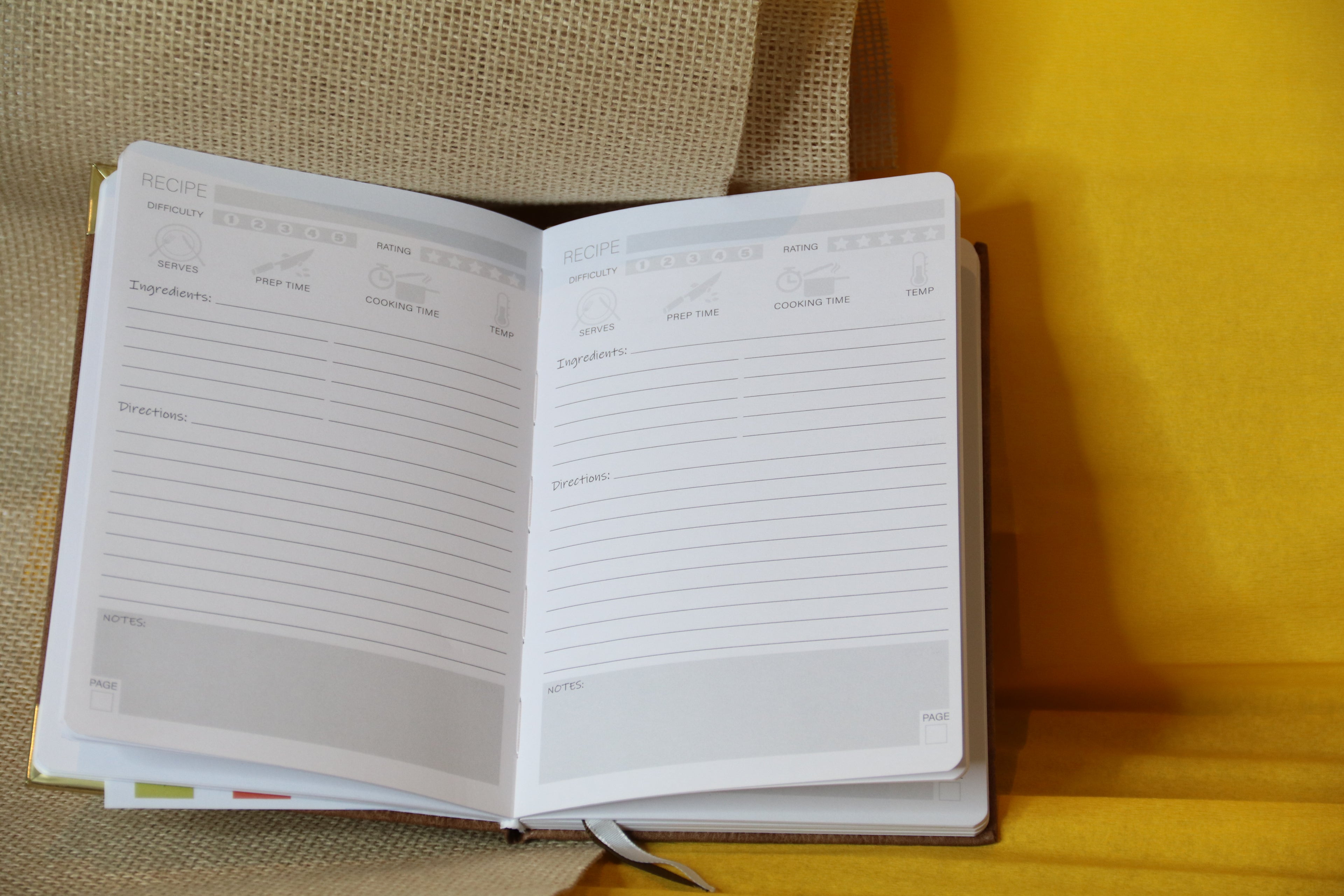 Rustic Kitchen Gift Set “Warm Recipe” — Linen Accessories & Recipe Journal