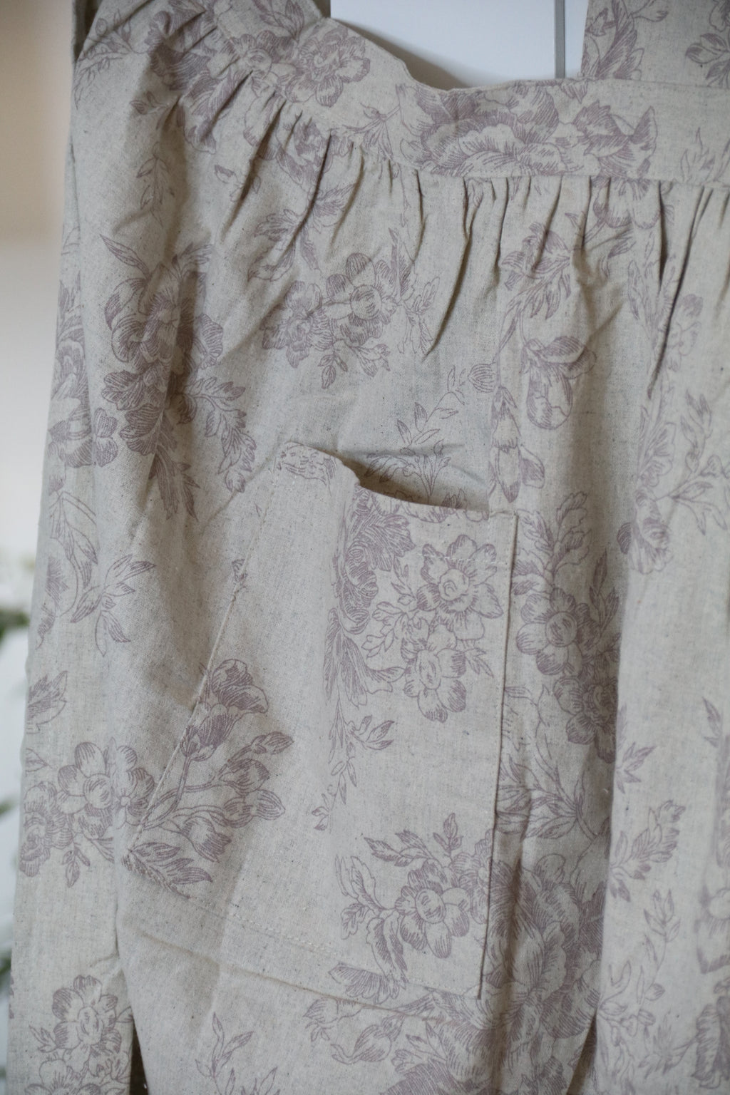 Linen Morning” Apron & Cozy Gift Set — Calm, Natural, and Timeless