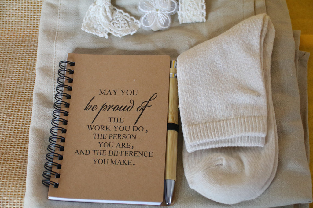 Eco Gift Set “Be Proud of Yourself” – Natural Linen Apron, Lace Accessories, Notebook & Bamboo Pen | Handmade Aesthetic Gift Box for Her