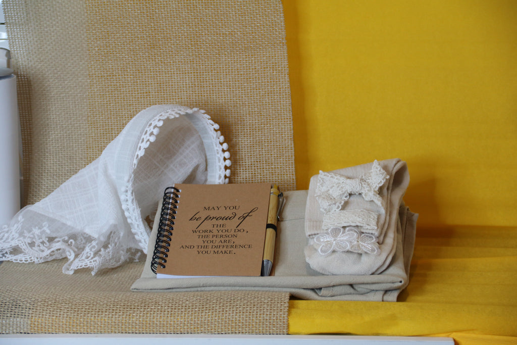 Eco Gift Set “Be Proud of Yourself” – Natural Linen Apron, Lace Accessories, Notebook & Bamboo Pen | Handmade Aesthetic Gift Box for Her